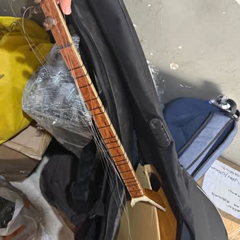 Best Van Turizm’in Kırılan 30 Bin TL Değerindeki El Yapımı Dut Sazı İçin Sorumluluk Reddi