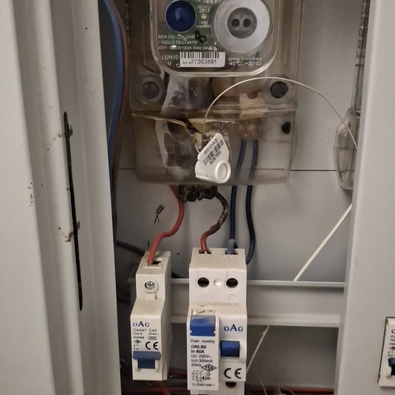 Bedaş Elektrik Sayacı Yanması Ve Acil Müdahale Gerektiren Elektriksiz Kalma