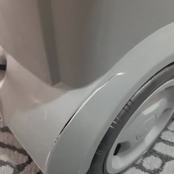 Çalışmayan Ve Kırık Gelen Karcher Koltuk Yıkama Makinesi İçin Tam İade Talebi