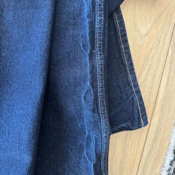 Havoş Butik'ten Satın Alınan Lacivert Jean'in İlk Yıkamada Renk Bozulması Ve İade Talebi