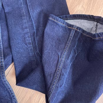 Havoş Butik'ten Satın Alınan Lacivert Jean'in İlk Yıkamada Renk Bozulması Ve İade Talebi