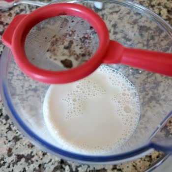 İstanbul Büyükçekmece'deki A101 Şubesinde Bozuk Laktozsuz Süt