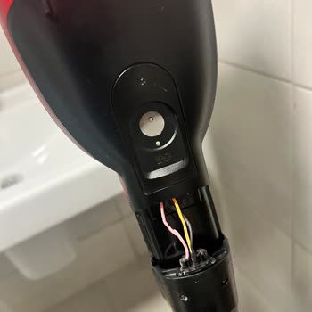 Philips SpeedPro Max Bağlantı Noktalarındaki Tekrarlayan Kırılma Ve Ücretsiz Onarım Talebi