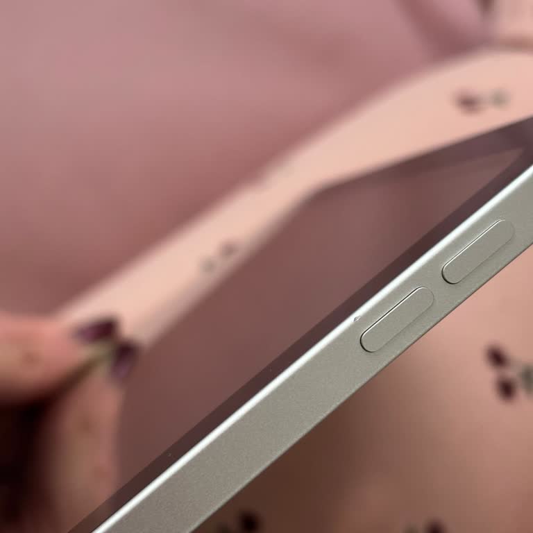 Hasarlı Tablet Teslim Alındı, Uzun İade Süreci Kabullenilemez