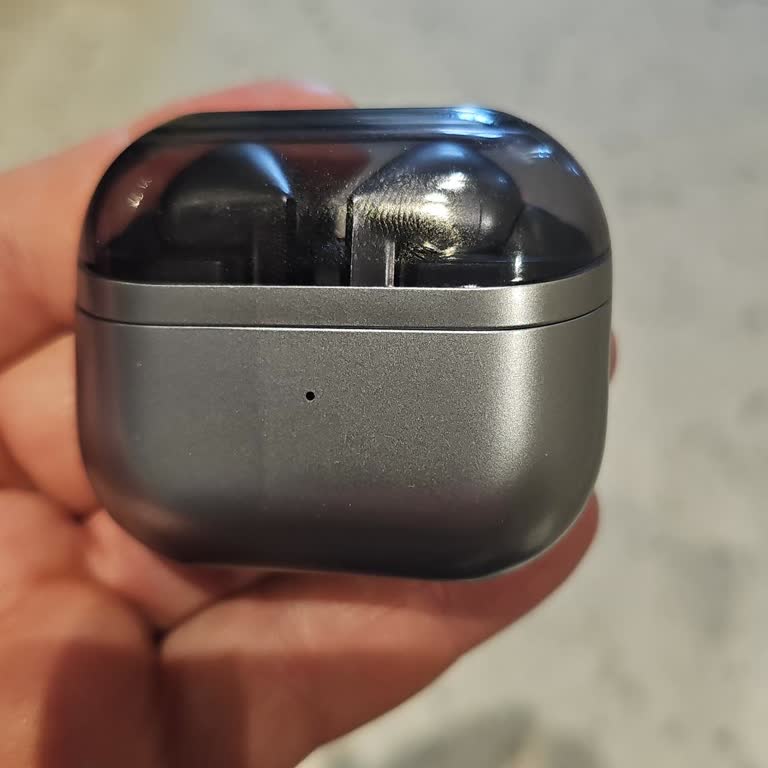 Şarj Kutusu Kapağı Kapalıyken Bağlantı Kesilmiyor, Değişim Talebi Galaxy Buds3 Pro