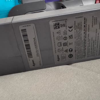 Dyson G5 Süpürge Boya Atması Ve Soyulma Sorunu Garanti Ücret Talebine Karşı