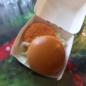 Маркет Деливери Заказ из Вкусно — и точка доставили в непригодном состоянии — прошу возврат