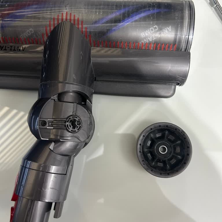 Garanti Süresi Dolmuş Dyson Süpürge Başlığına Ücretsiz Değişim İsteği