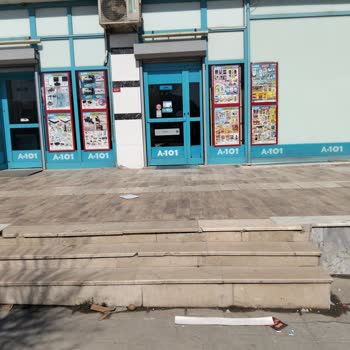 Bebek Arabasıyla Mağazaya Girişte Rampa Sorunu