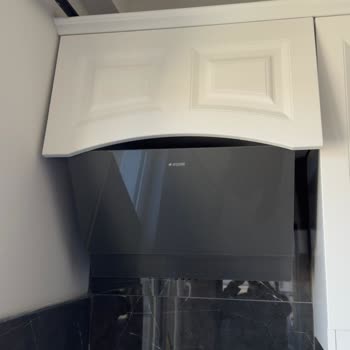 Davlumbaz Montajında Dolap Kapısının Açık Bırakılması Ve Düzeltme İsteği