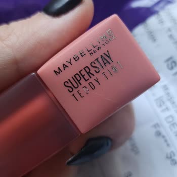 Gratis'te Saygısız Personel Ve Açık Ambalajlı Ruj Teslimatı