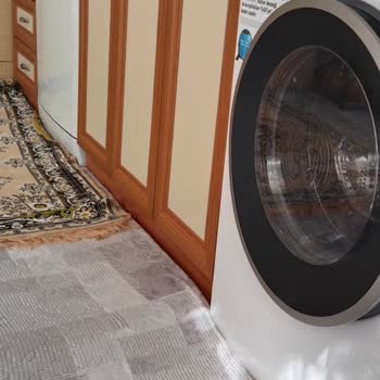 Garanti Kapsamındaki Bosch Çamaşır Makinesinde Boya Soyulması Ve 900 TL Servis Ücreti İtirazı
