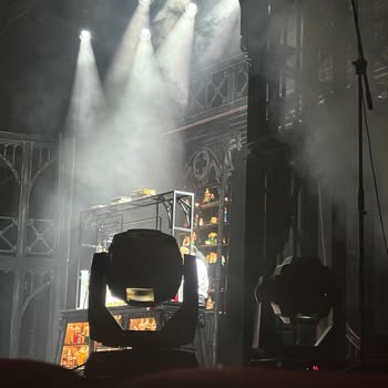 VIP Biletlerde Sahne Görüşü Engellendi, Ücret İadesi Talep Edildi