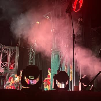 VIP Biletlerde Sahne Görüşü Engellendi, Ücret İadesi Talep Edildi