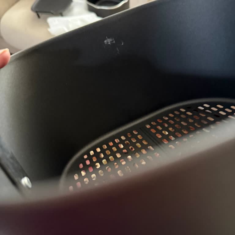 Philips Airfryer’da Çizik İç Kapak: Hızlı Değişim Ve İade Talebi