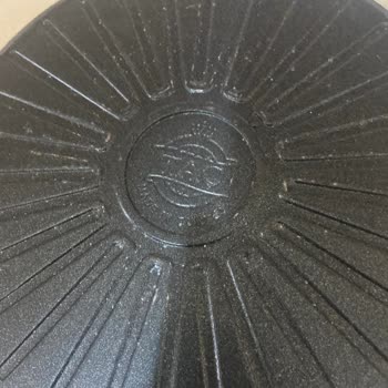 Taç Markalı Granit Tencere Setinde İç Yüzey Soyulması Ve Değişim Talebi