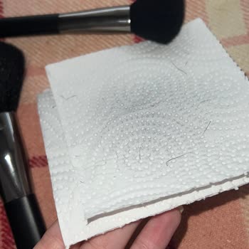 Kiko Makyaj Fırçalarında Boya Sızıntısı Ve İade Reddi