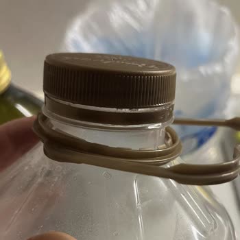 Migros Hemen'den Gelen Sütün Kapağı Açık Geldi: Güvenlik İhlali Şüphesi