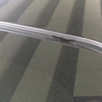 Garanti Kapsamındaki Cam Tavan Fitilleri Kısa Sürede Deforme Oldu, Servis Reddedildi