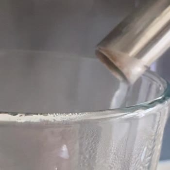 Süt Hortumundan Su Gelen Espresso Makinesi, Servis Sonrası Kutu Deforme, Değişim/İade Talebi