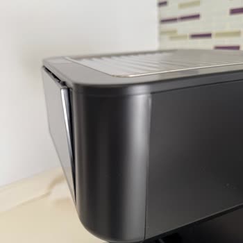 Süt Hortumundan Su Gelen Espresso Makinesi, Servis Sonrası Kutu Deforme, Değişim/İade Talebi