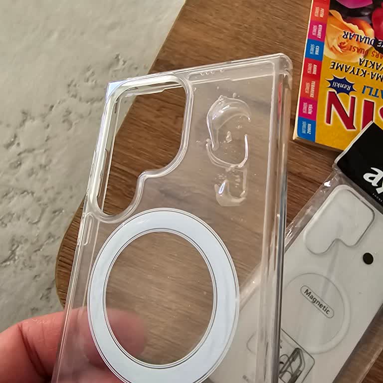 İlanla Uyuşmayan Telefon Kılıfı Ve İletişim Sorunu Nedeniyle İade Talebi