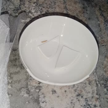 Kırık Çorba Kasesi Ve Cevap Vermeyen Müşteri Hizmetleri