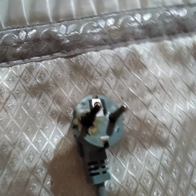 Garanti Kapsamındaki Çamaşır Makinesinde Kablo Yanması Ve Aşırı Servis Ücreti