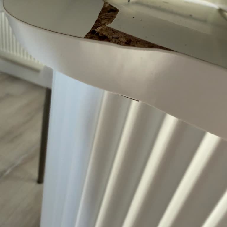 Kırık Masa Ayağı Ve Çekyat Ses Sorunu İçin Çözüm Talebi