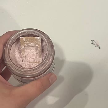 Purest Solutions Toz Peeling Ürünün İçindeki Yabancı Madde Nedeniyle Değişim Talebi