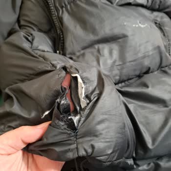 Kiğılı Montunda Kalite Sorunu Kısa Sürede Yırtılma Ve İç Dolgunun Toplanması İade Talebi