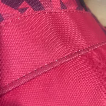 Kısa Sürede Açılan Çanta Ve Müşteri Hizmetlerinin İhmalci Yaklaşımı