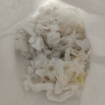 Silikon Yastığın İçinde Çöp, Bez Ve Atık: Hijyen Ve Güven Sorunu