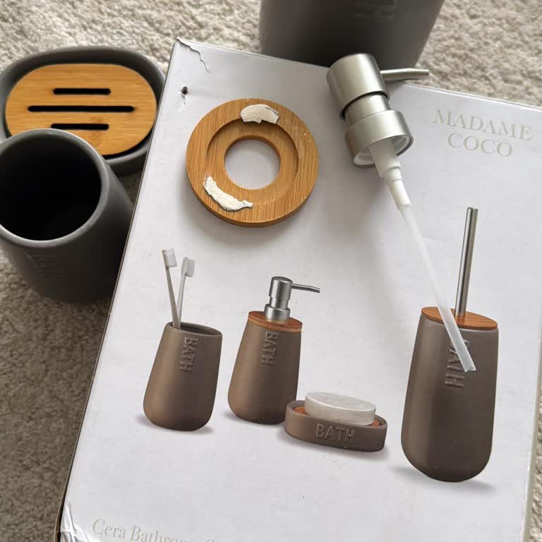 Kırık Ve Eksik Tuvalet Seti İadesi İçin Hızlı Çözüm Talebi