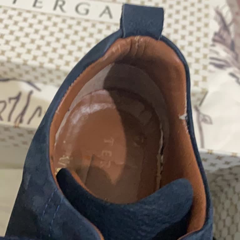 Ayıplı Sneaker Değişim Talebine Mağaza Reddi