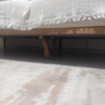 Koltuk Ve Berjerlerde Sürekli Aşınma Ve Ayak Sorunu, Değişim Veya İade Talebi