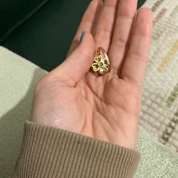 Aura Kolye Yüzükte Kararma Olduğunu Fark Ettim