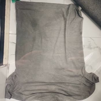 Bosch Çamaşır Makinesinde Yağ Lekeleri Sorunu Tekrarlıyor, Servis Çözüm Sunmuyor