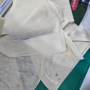 BİM Şubesinde Connex Yufkada Küflenme Ve Sağlık Riski