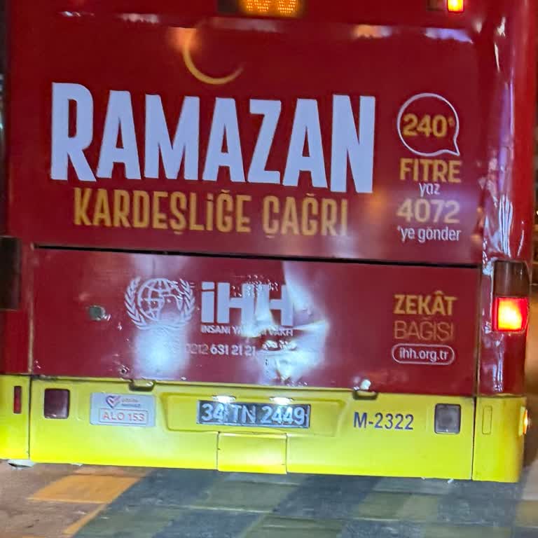 Şoförün Kapıyı Kapatması Ve Kaba Davranışıyla Bir Saat Bekletilmesi