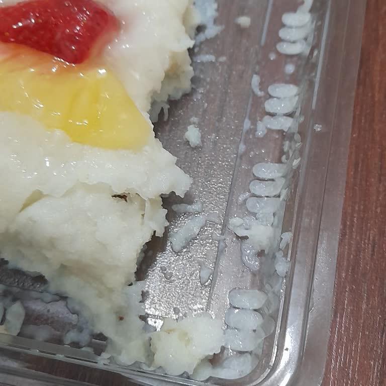 Bonex Güllaç Ürününün Lezzetsiz, Sütsüz Ve 428 TL'lik Fiyatı Üzerine Şikayet