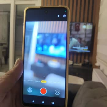 Kamera Odaklama Sorunu Tekrarlıyor, Ücretli Değişim Reddi