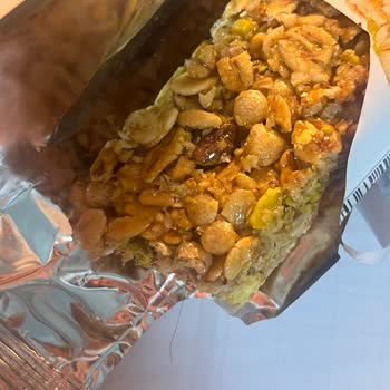 Züber Granola Bar İçinde Kıl Tespit Edildi, Mide Bulantısı Ve Sağlık Riski