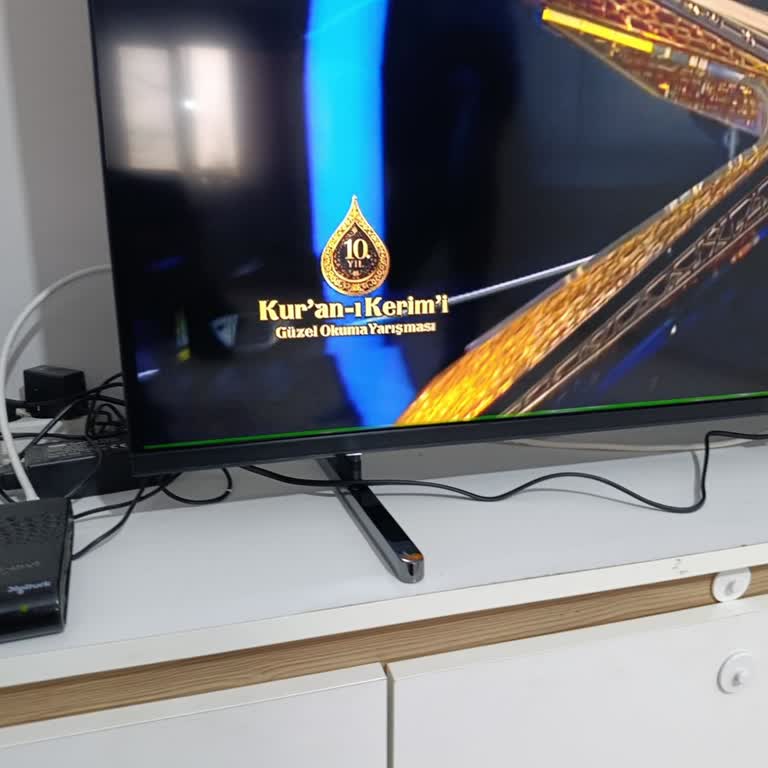 Arçelik QLED TV'de Çizgi Sorunu Ve İade Talebim Çözülmedi