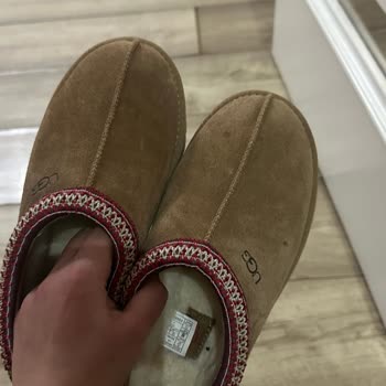 Outlet Ayakkabının Kullanılmış Görünümü İçin Hızlı Değişim Talebi