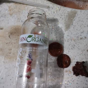 Meyve Suyunda Yabancı Parça Ve Kurtçuklar Bulunması