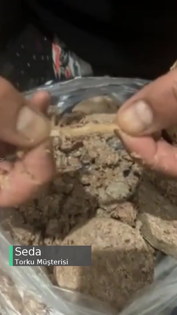 Torku Kavurma Aldık Kavurma Değil Ve İçinde Derileri Esneyen Etler Vardı! videonun kapak resmi