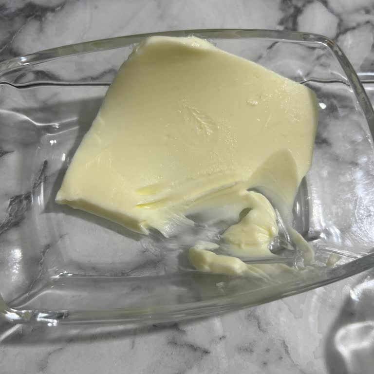 A101 Yörükoğlu Tereyağı Margarine Gibi Çıktığı İçin İade Talebi
