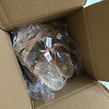 Kullanılmış Ve Hasarlı Birkenstock Terlik İçin Tam Geri Ödeme Talebi