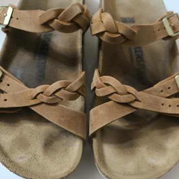 Kullanılmış Ve Hasarlı Birkenstock Terlik İçin Tam Geri Ödeme Talebi